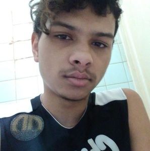 Meet your Posher, Ace